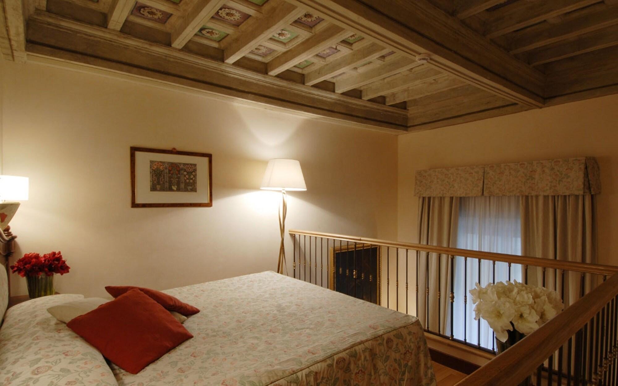 Hotel Degli Orafi Florence
