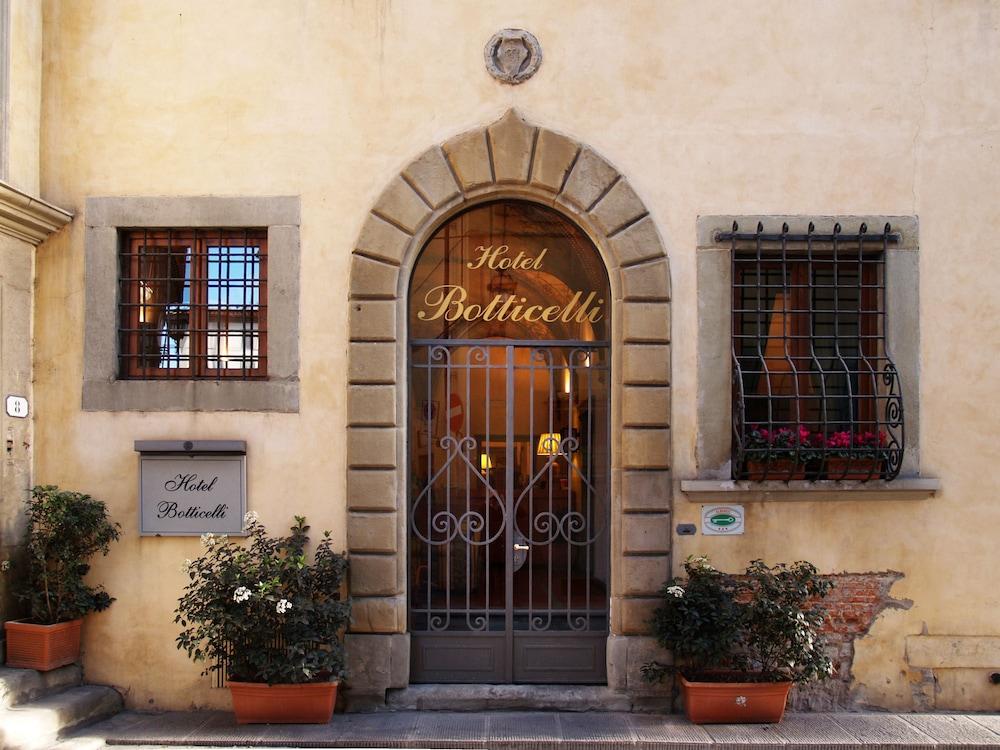 Botticelli Hotel 4*