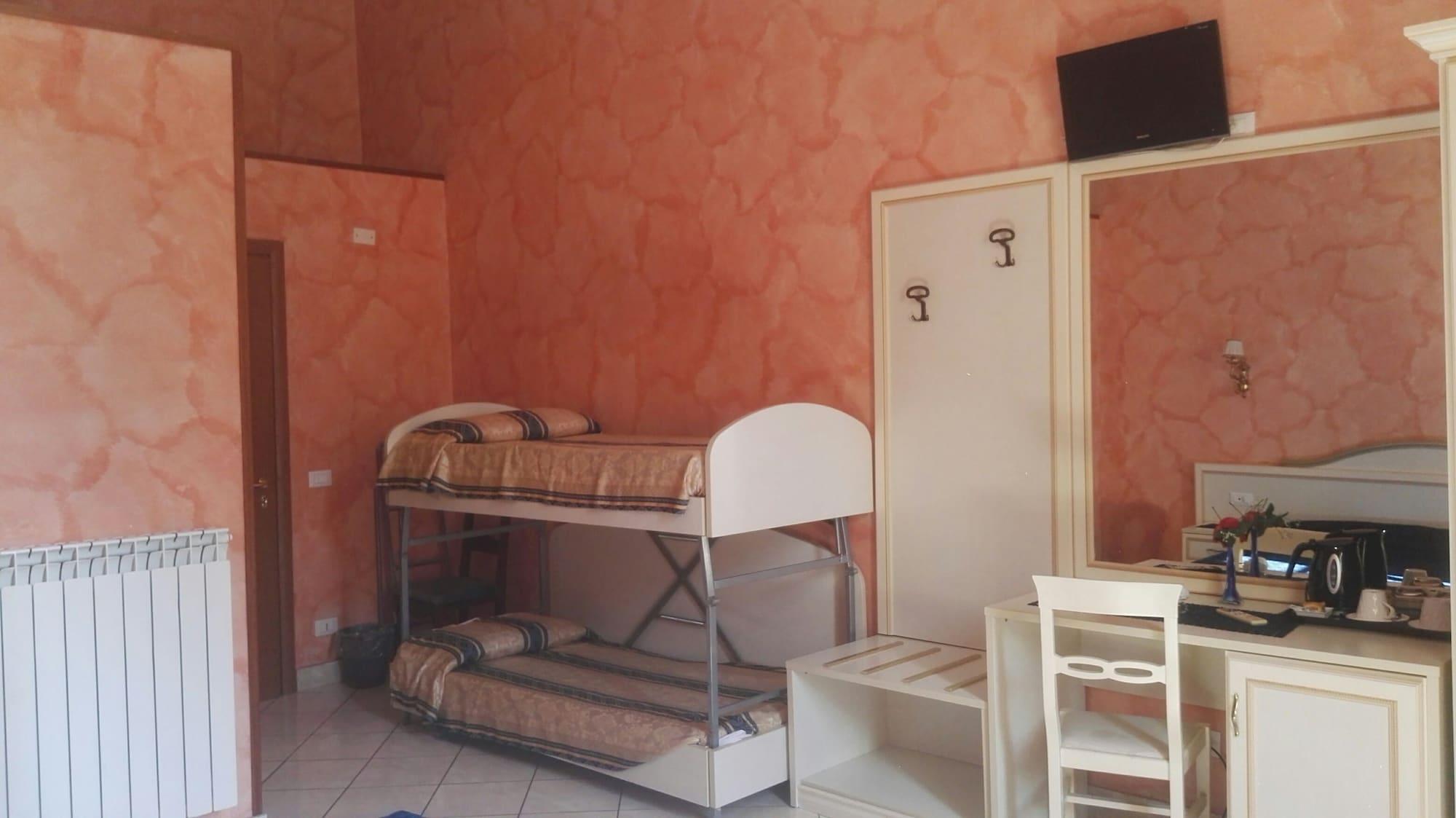 La Corte Dei Principi - Residenza D'epoca Couette-café 3*