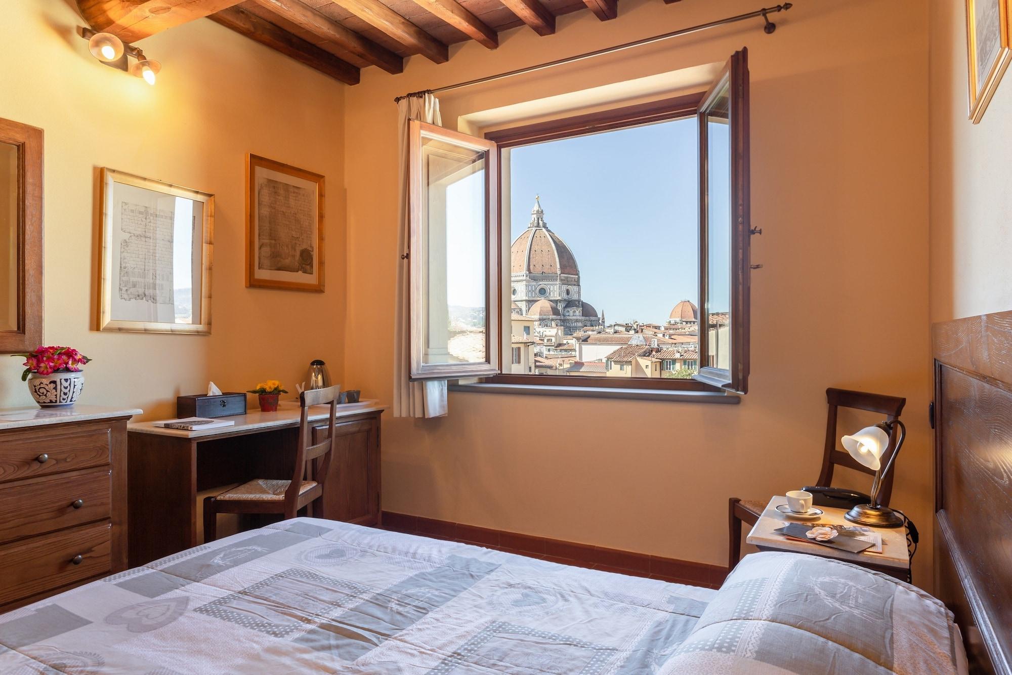 Palazzo Graziani 2* Florence
