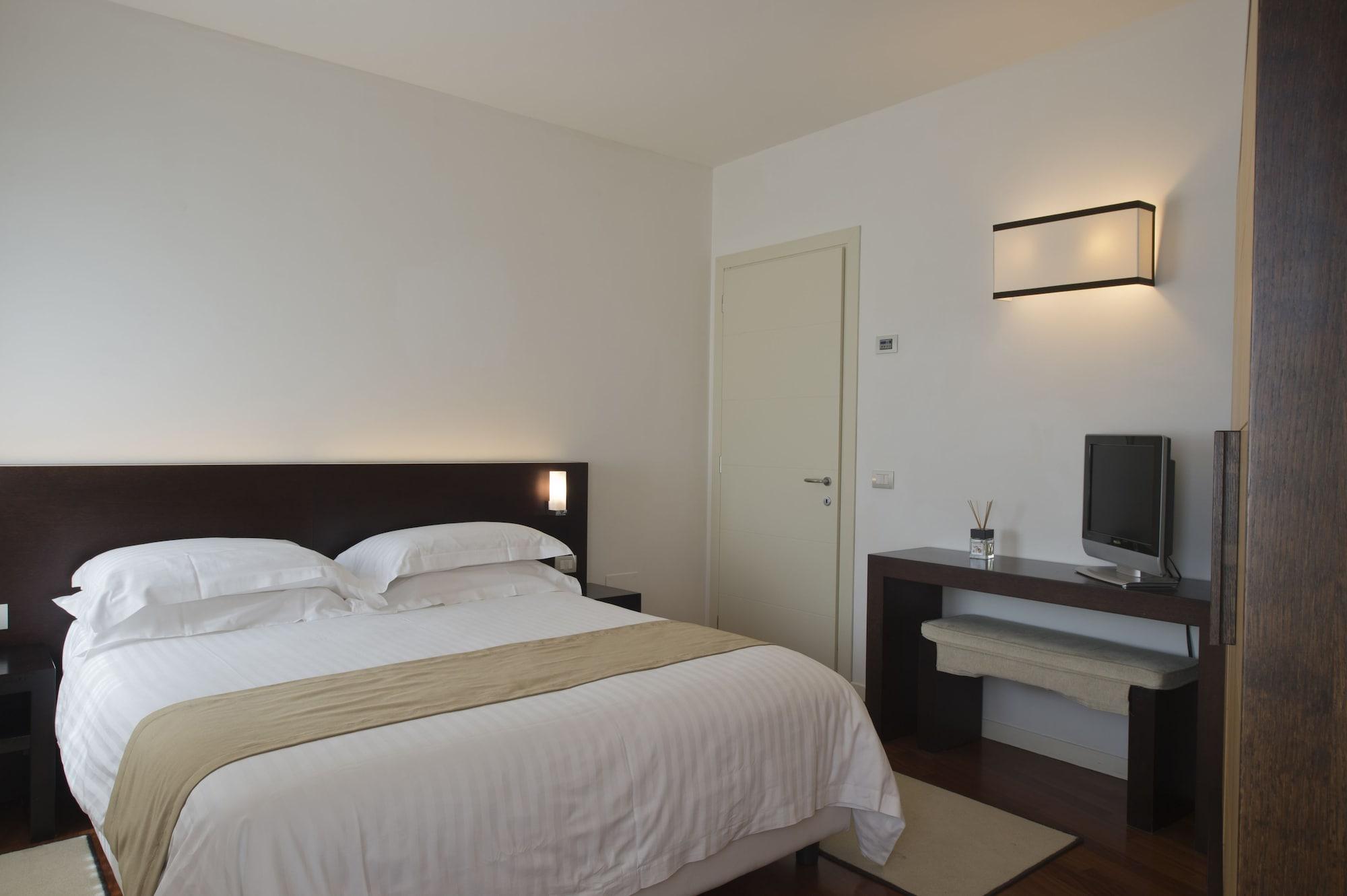 Aparthotel Eden Rock