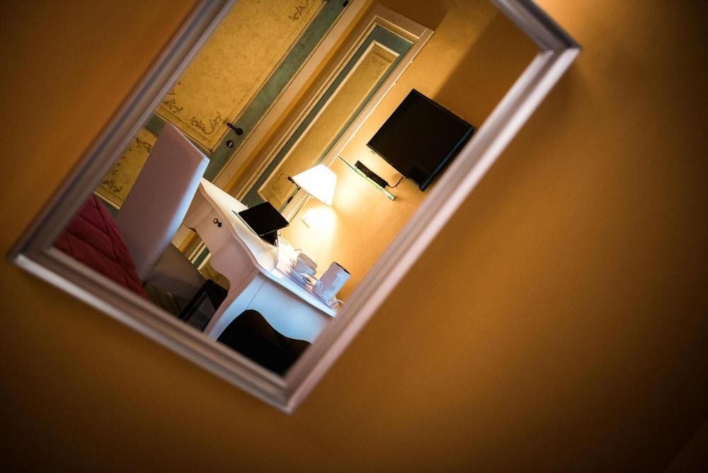 Residenza Conte Di Cavour&luxury Rooftop 3* Florence