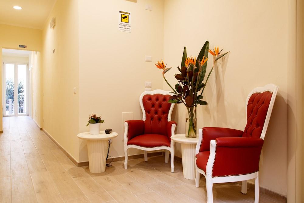 Residenza Conte Di Cavour&luxury Rooftop Hotel 3*