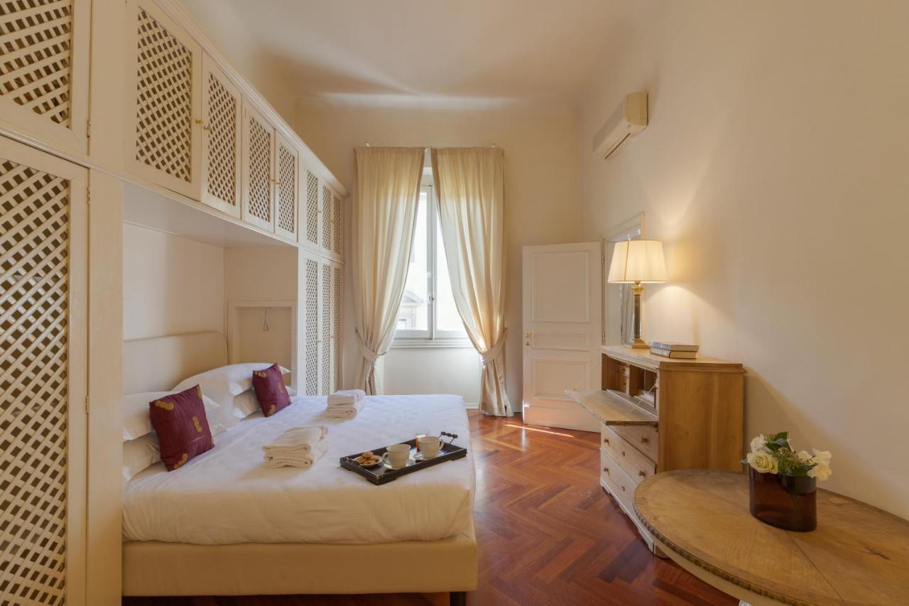 Apartment Raso Cozy Penthouse Near The Duomo