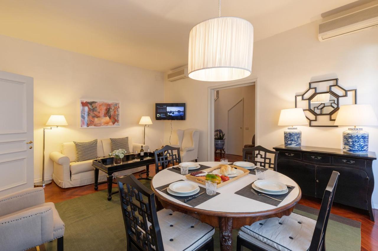 Apartment Damasco Penthouse With Terrace Near The Duomo
