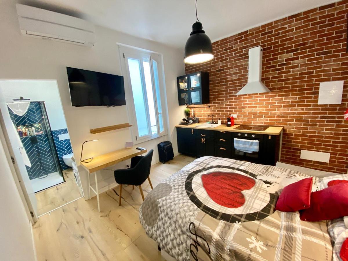 Lovely, Mod Design Original & Quality Studio Location * Florence