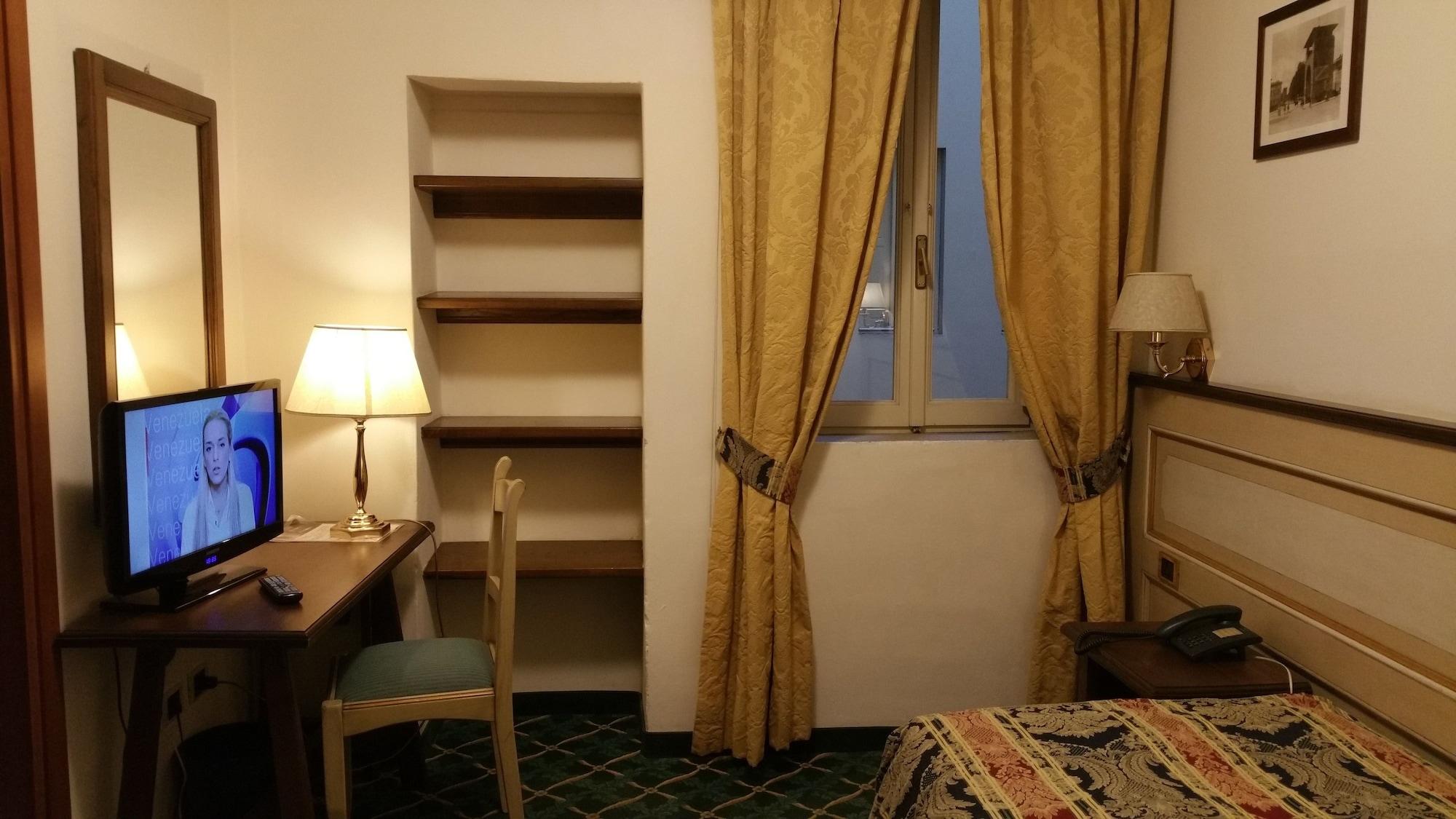 Hotel De Lanzi 3*