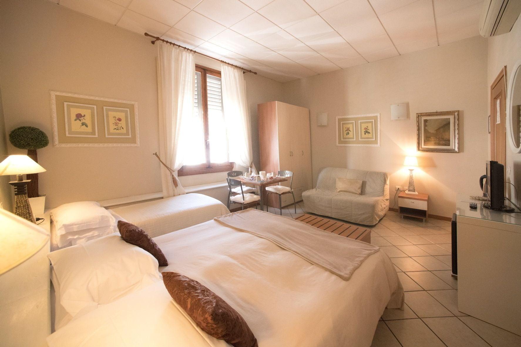 Residenza Manzoni Bed & Breakfast Florence