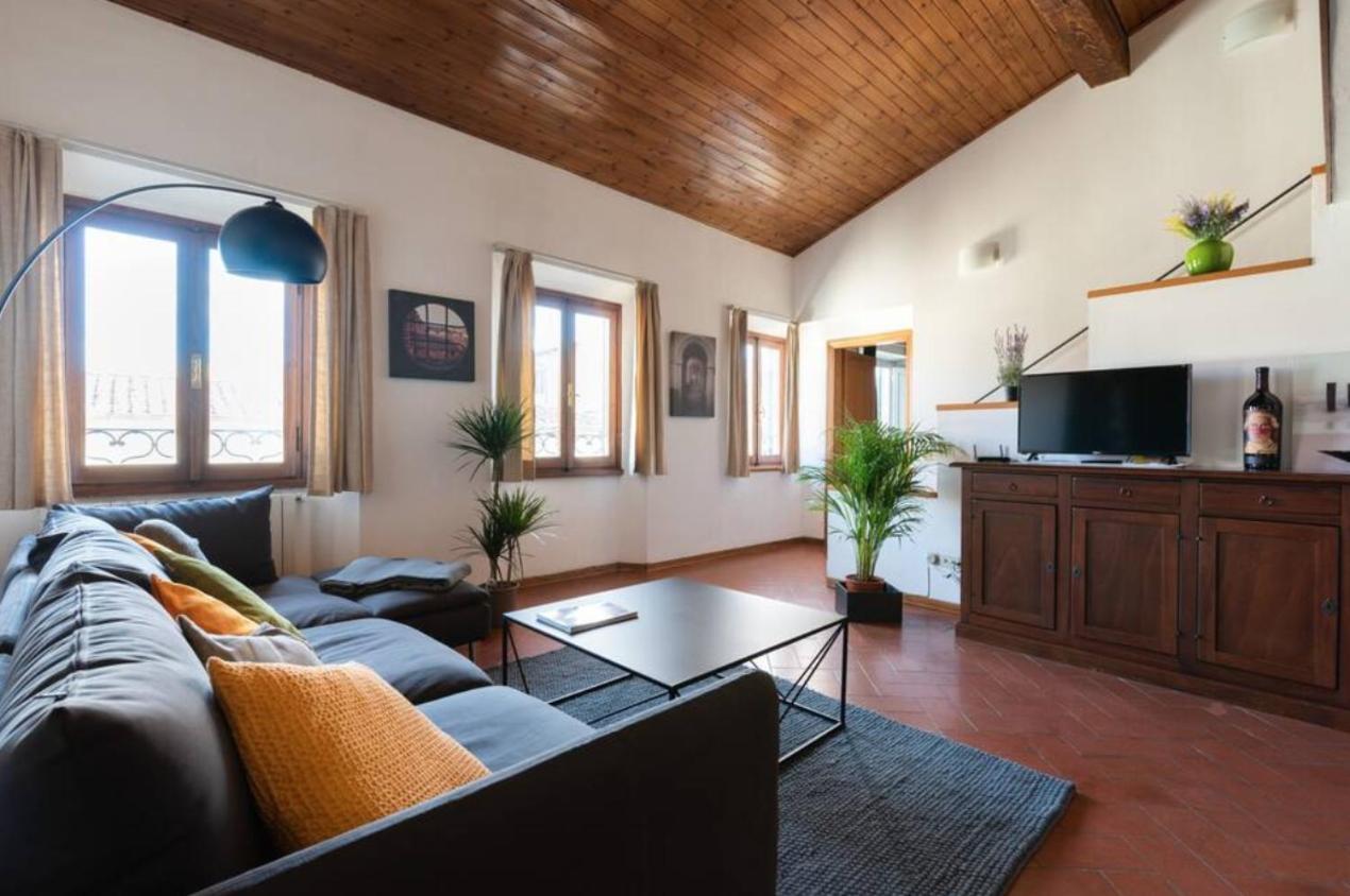 Appartement Via Ricasoli Apartment, Next To Accademia