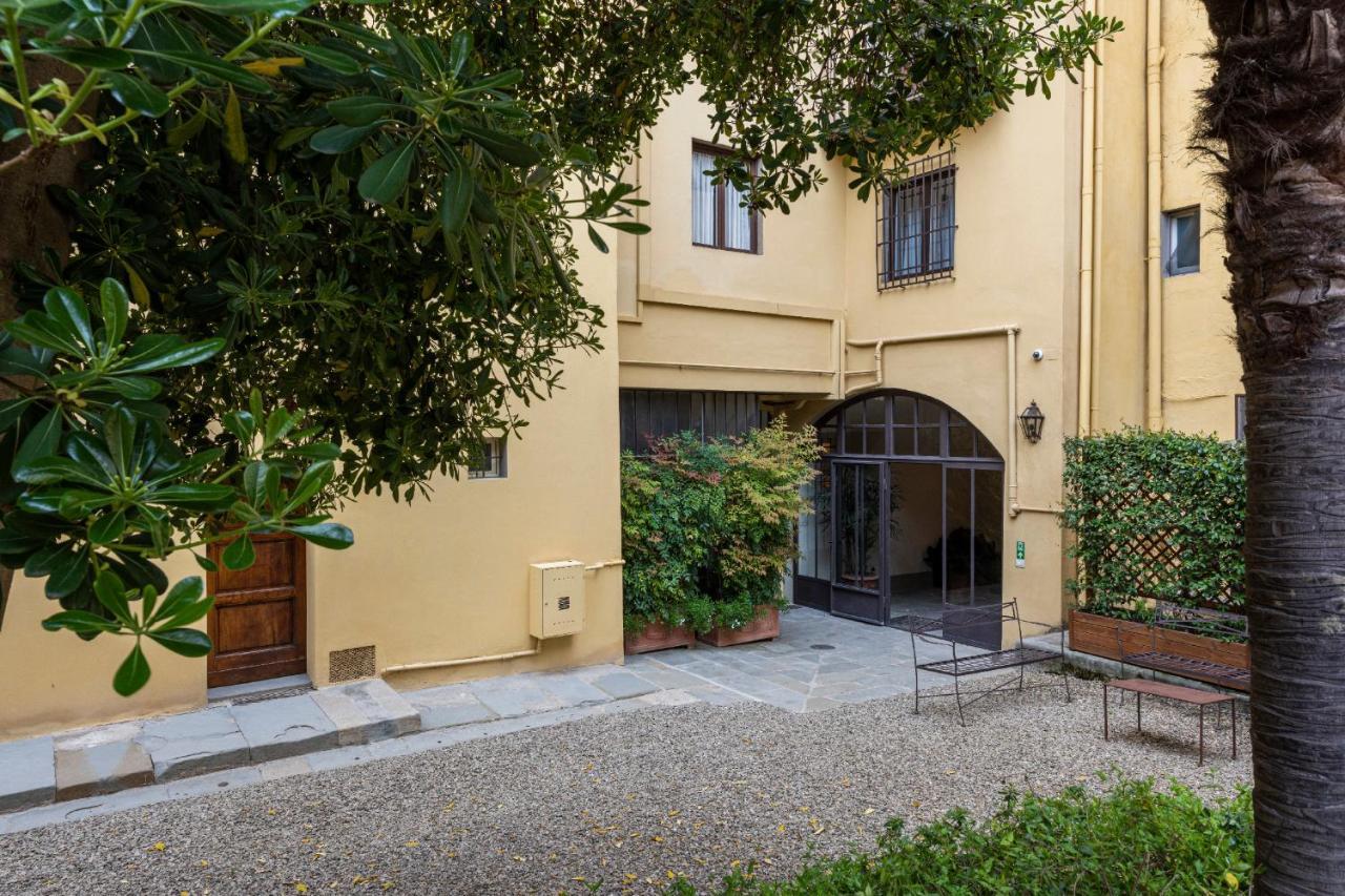 Aparmtents - Dragomanni Loft With Patio Florence