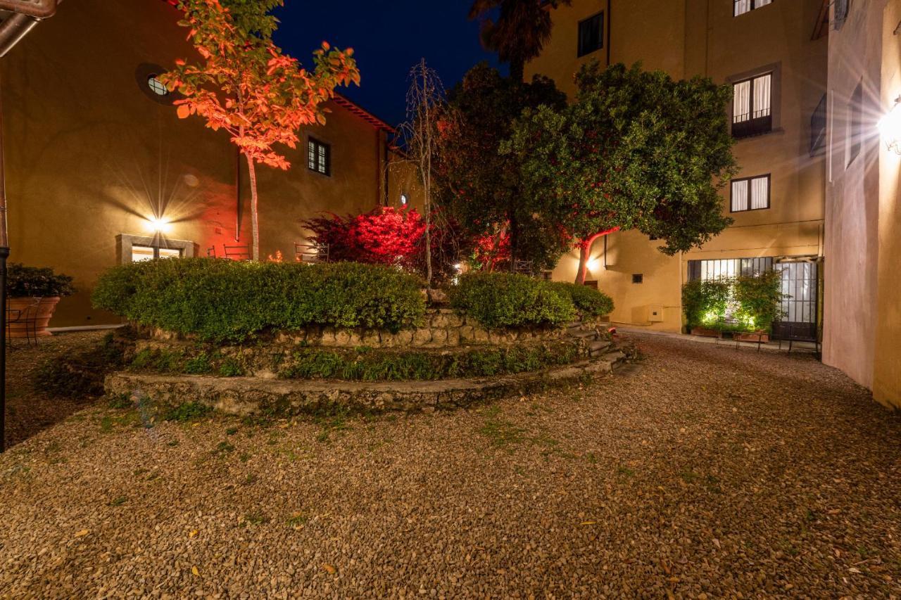 Aparmtents - Dragomanni Loft With Patio Apartment Florence