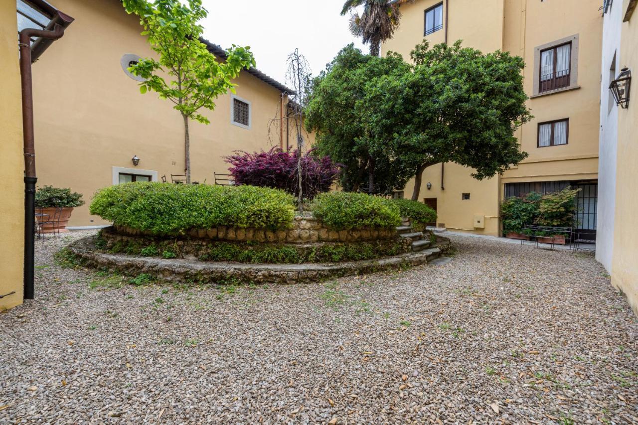 Aparmtents - Dragomanni Loft With Patio Apartment Florence