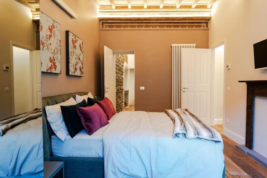 Palazzo Dei Signori Lux Design Loft With View Apartment Florence
