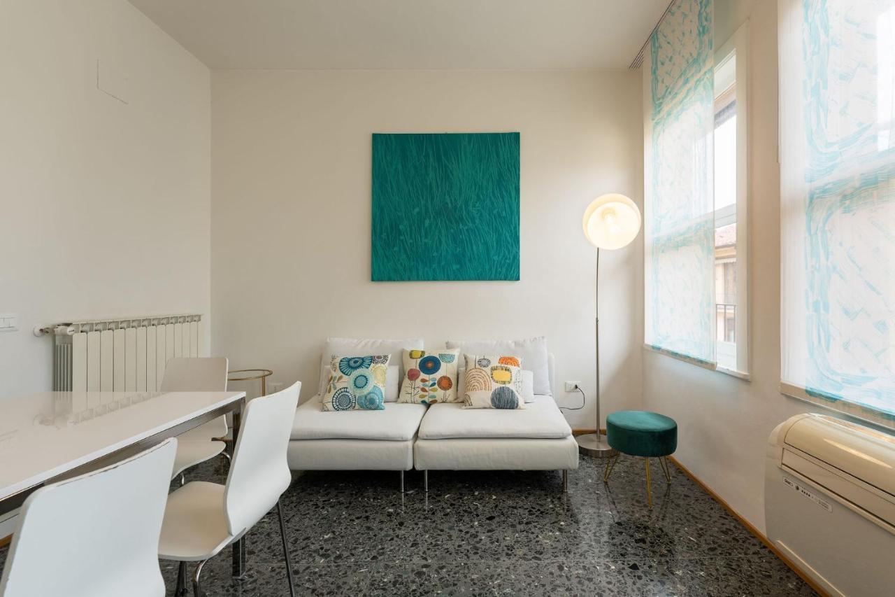 Por Santa Maria Apartment Florence