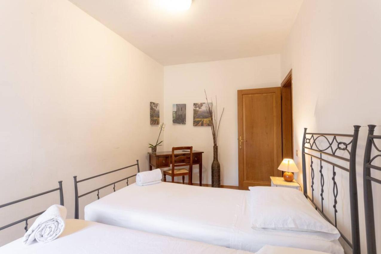 Appartement Via Ricasoli Apartment, Next To Accademia Florence