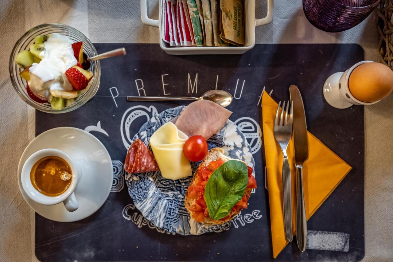 La Stella D'oro Couette-café 3*