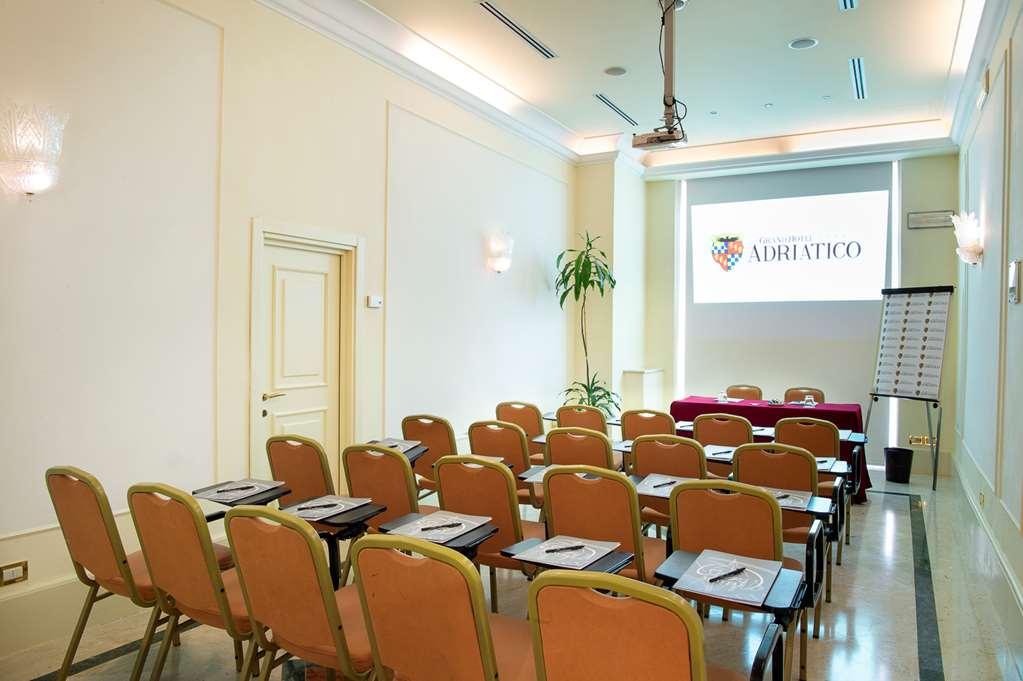 Grand Adriatico Hotel
