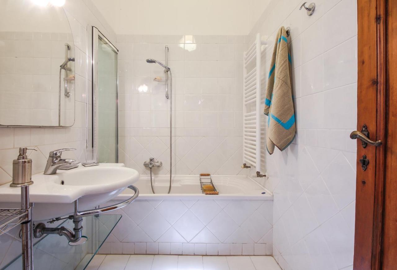 Apartment - Sunny Via Romana Florence