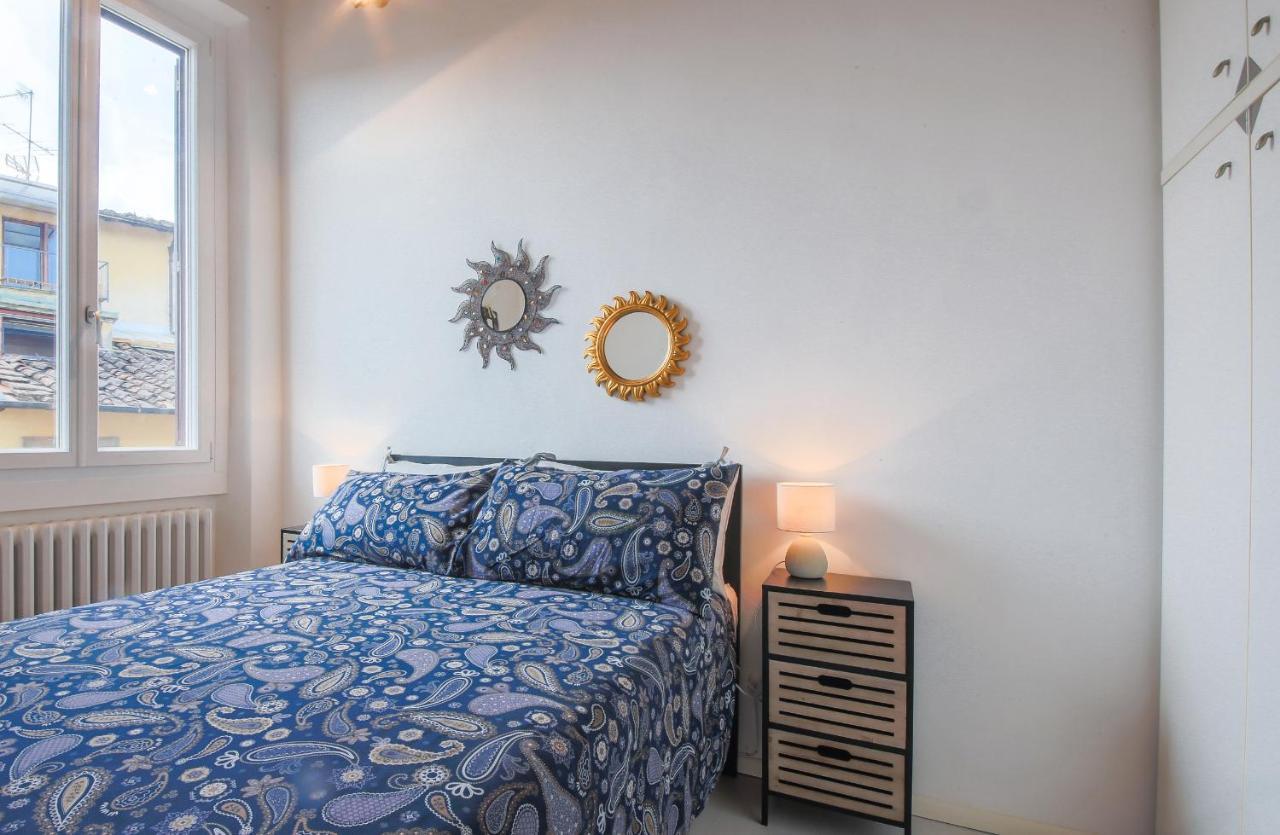 - Sunny Via Romana Apartment *