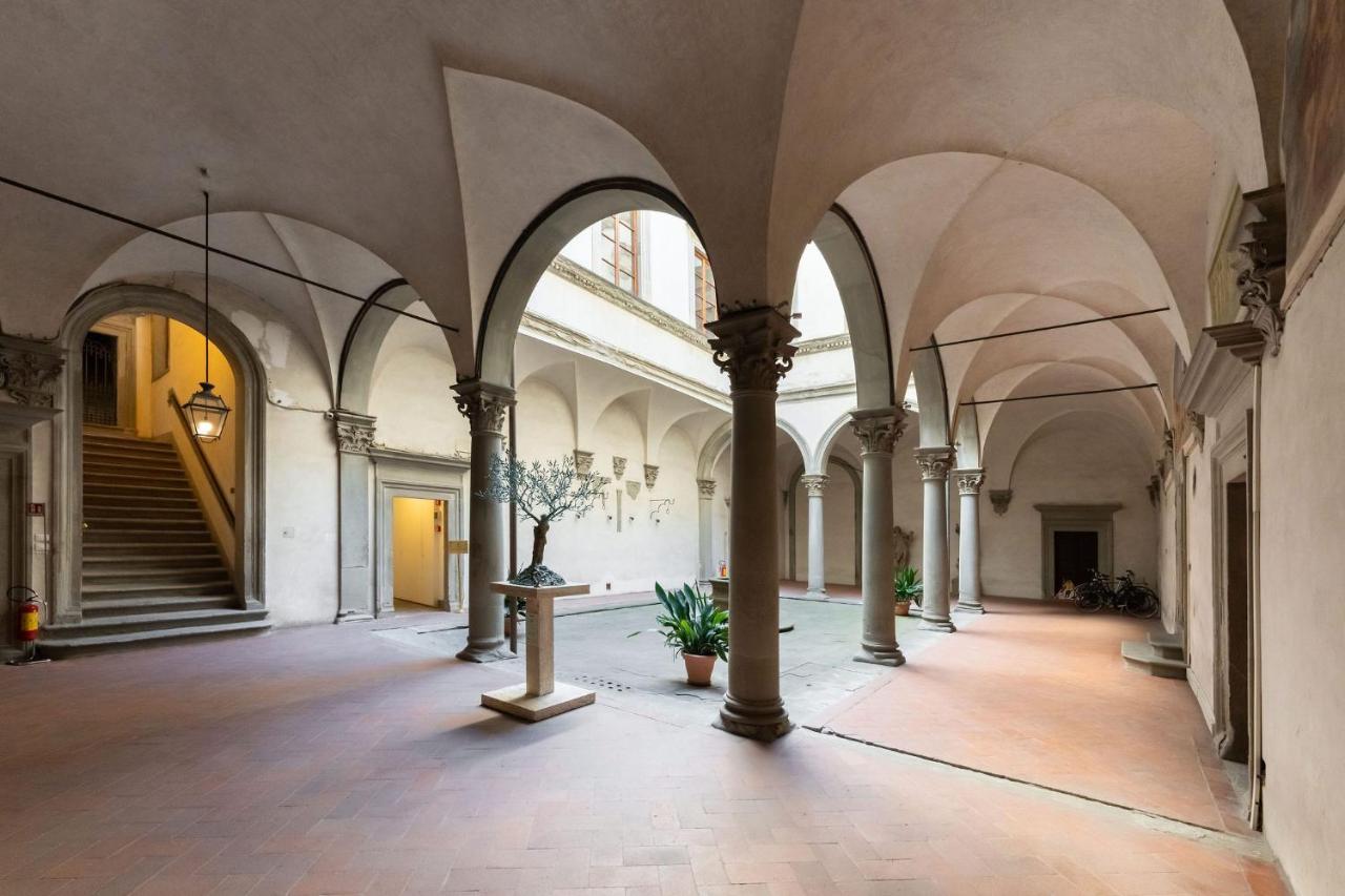 Borgo Santa Croce * Florence