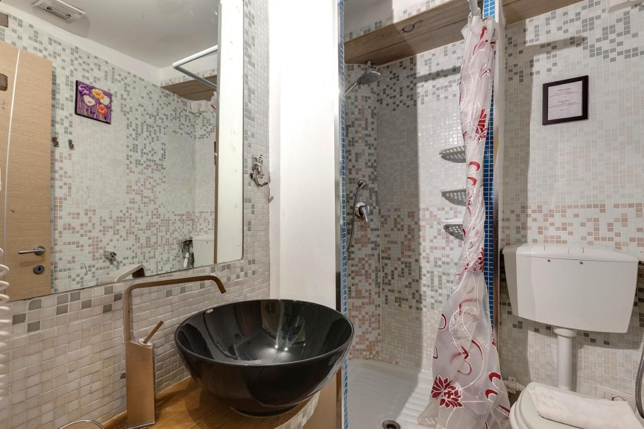 Corno 3p Apartment *