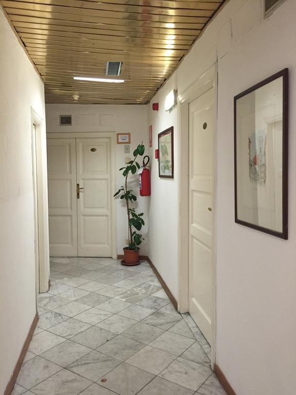 Ascot Hotel 3*