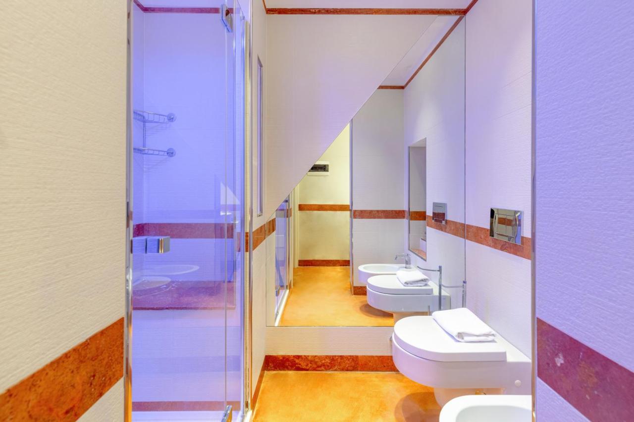 Aurora Garden - & Guest house *