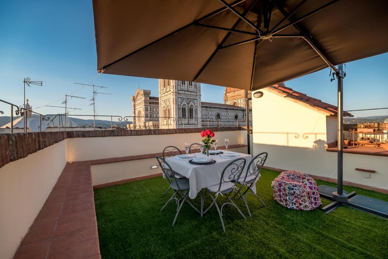 Unique In Adimari's Tower With Terrace Apartment