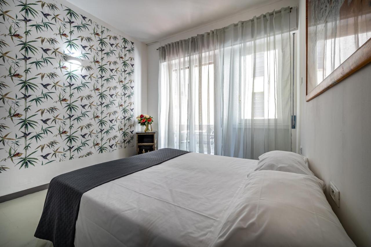 Yid Cavour 4 Luxury Apt In The Heart Of Apartment *