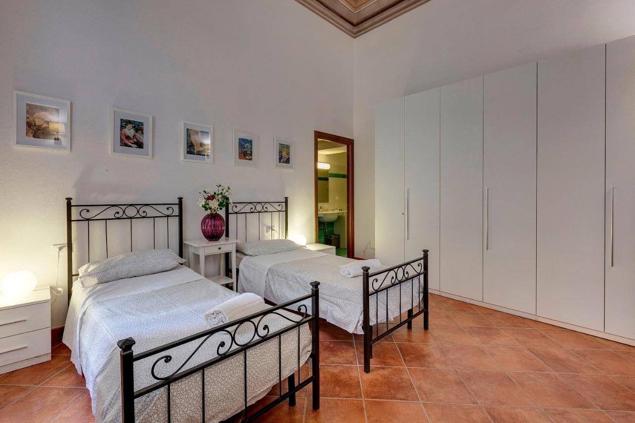 Ricasoli 17 P Apartment Florence