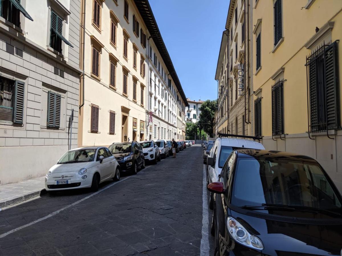Homestay In An Close To The Train Station Florence
