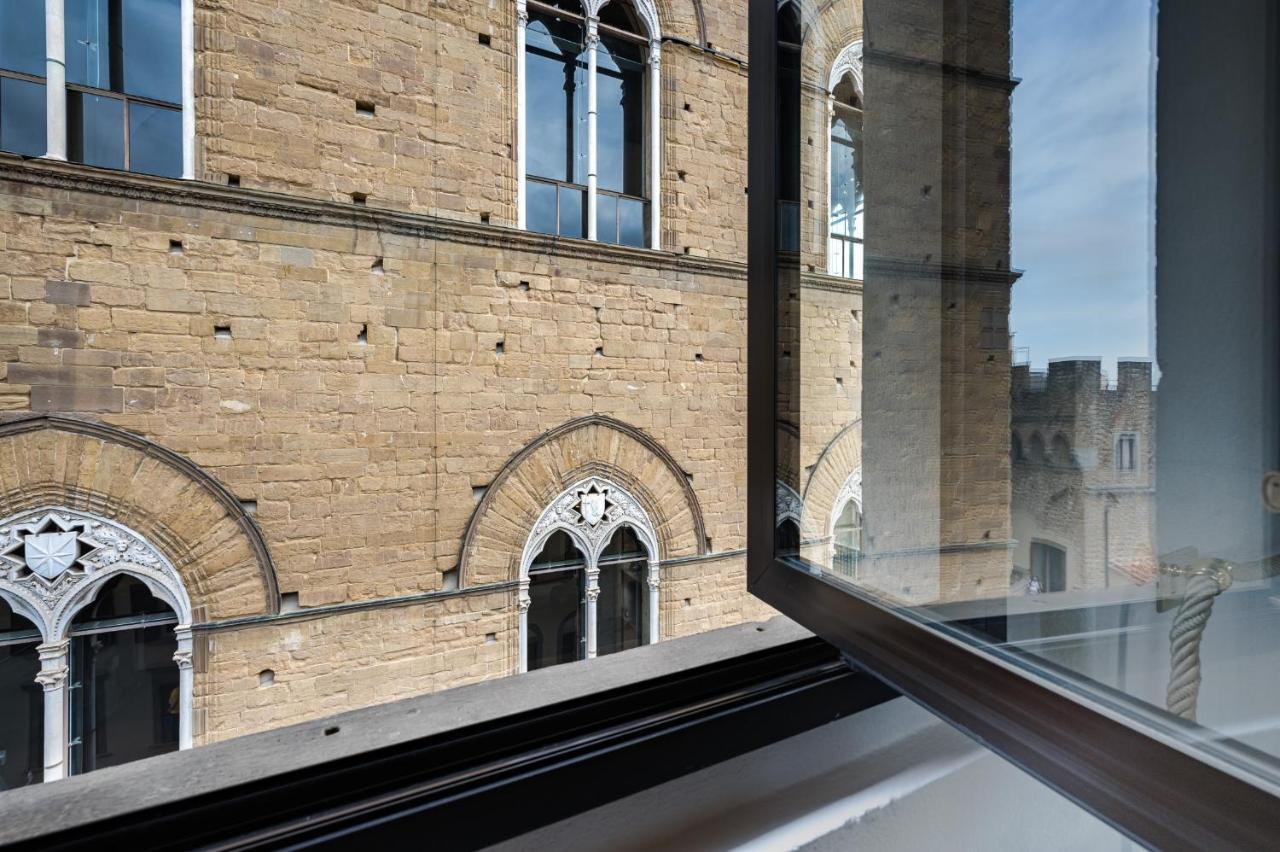 Charming Apartments: Historic Attic In Center Apartment