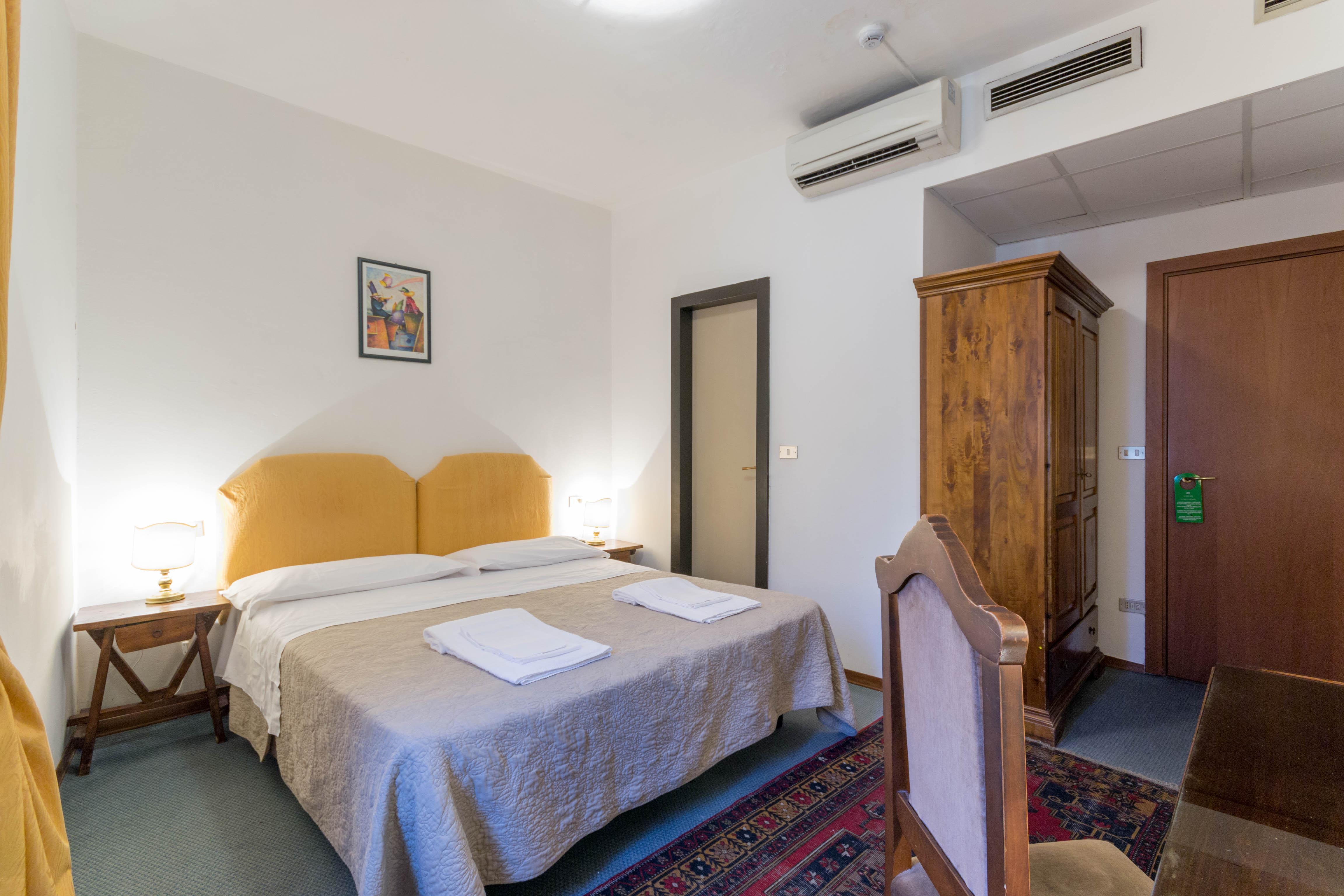 Rex Hotel