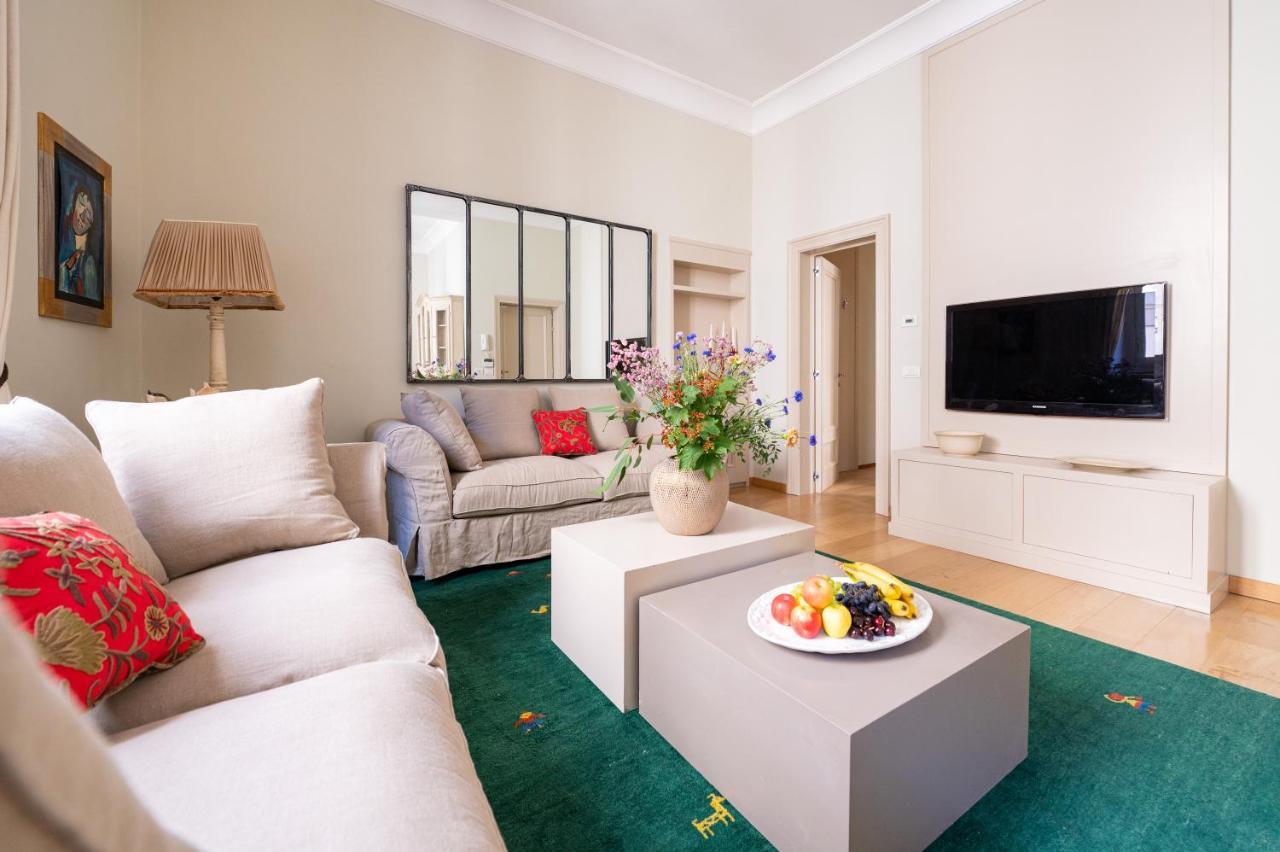 And Roomy Near The Station And Duomo - Homeunity Apartment Florence
