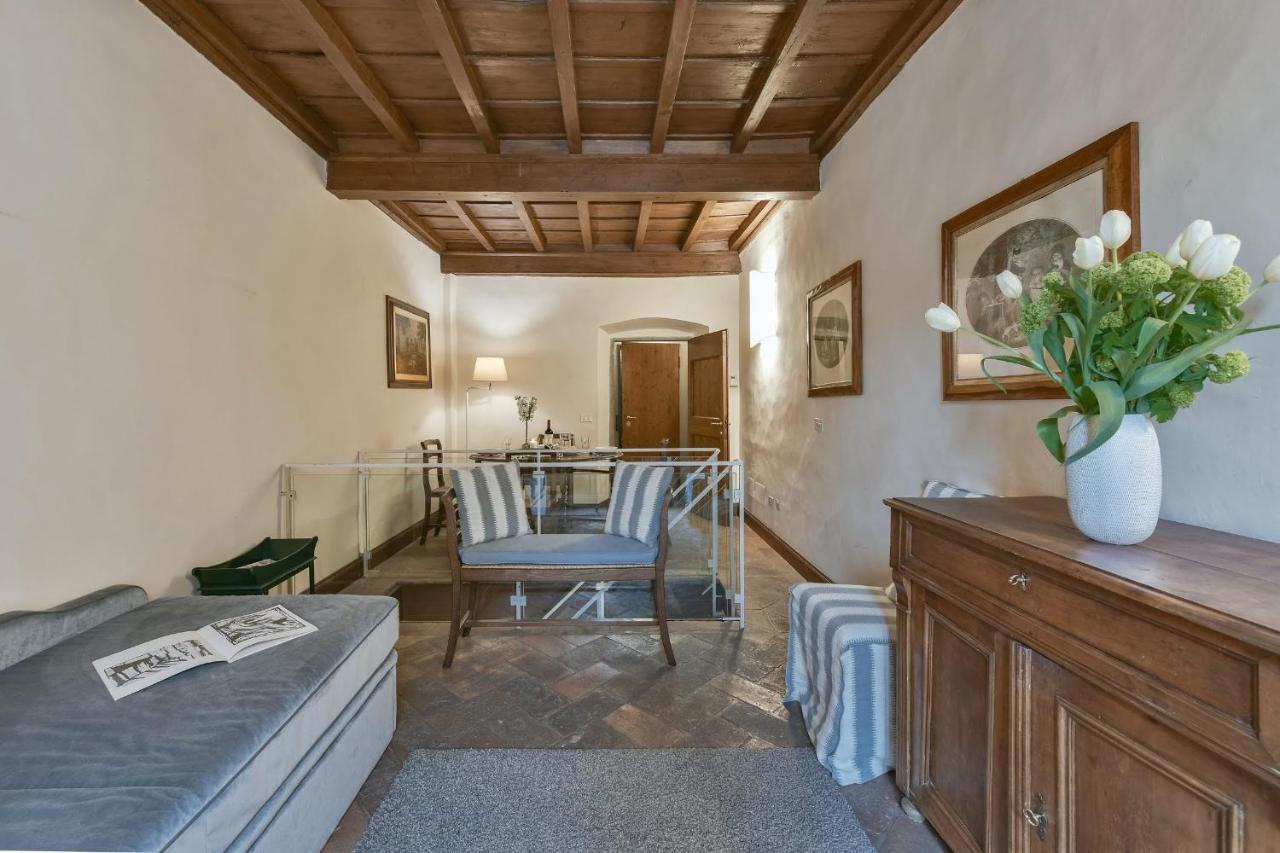 Tintoretto Frescoed Loft In The Oltrarno Apartment Florence