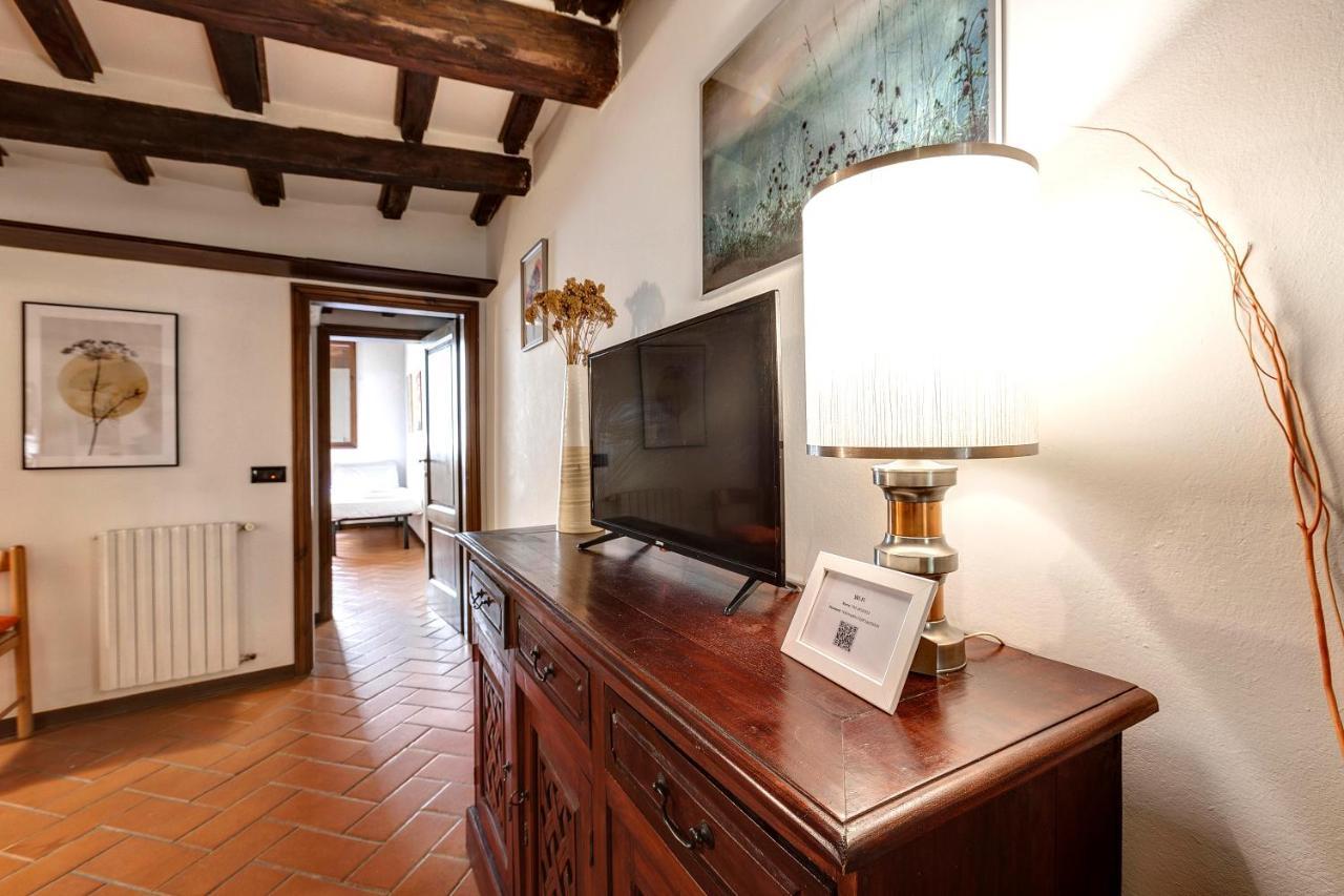Appartement Pinti 46 *