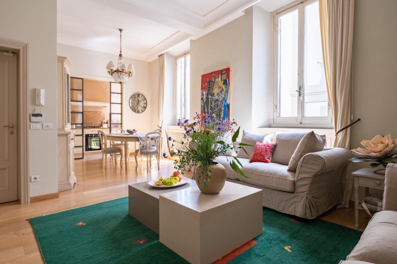 And Roomy Near The Station And Duomo - Homeunity Apartment Florence