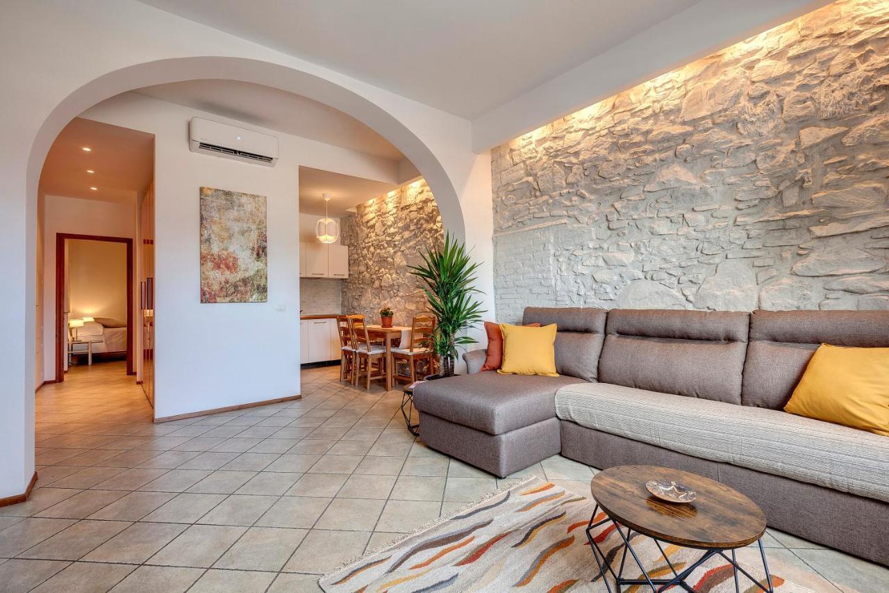 Apartment Liberta Charming Flat At The Center Gates