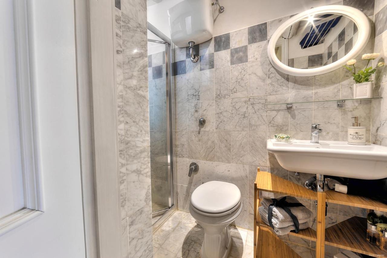 Apartment Santo Spirito Romantic By Mmega Florence