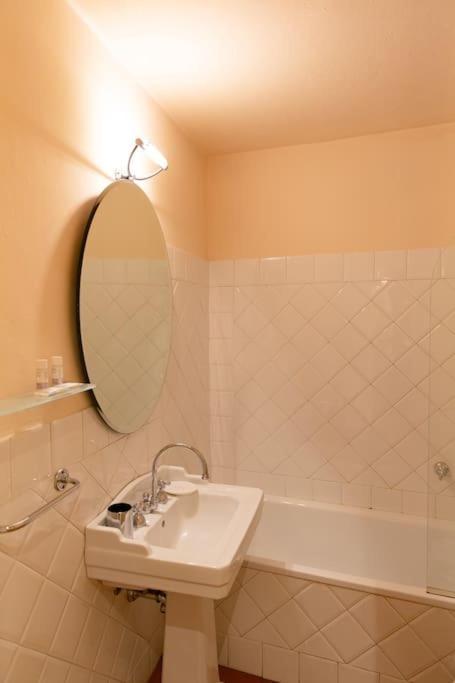 Apartment Elegant Near Piazza Della Signoria