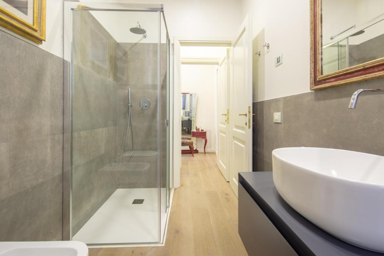 Luxury Liberty Palace Apartment Florence