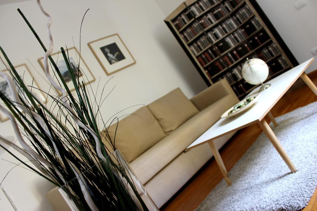 Apartment Dante's *