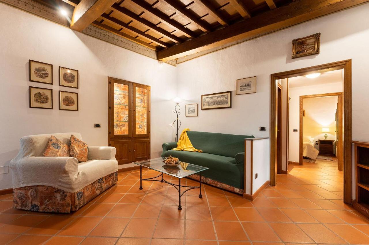 Banchi Apartment *