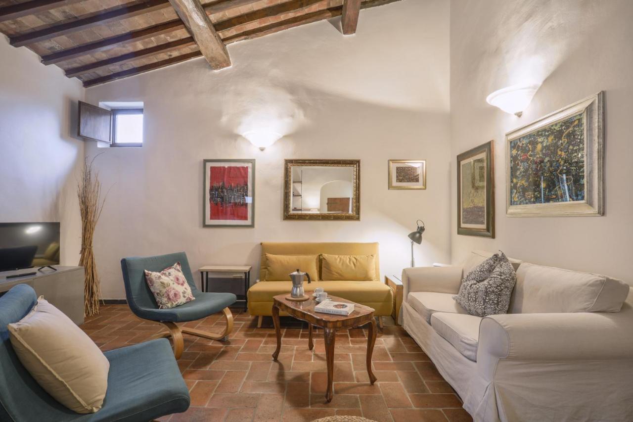 La Casita De El Malo - Sweet Dreams In Apartment *