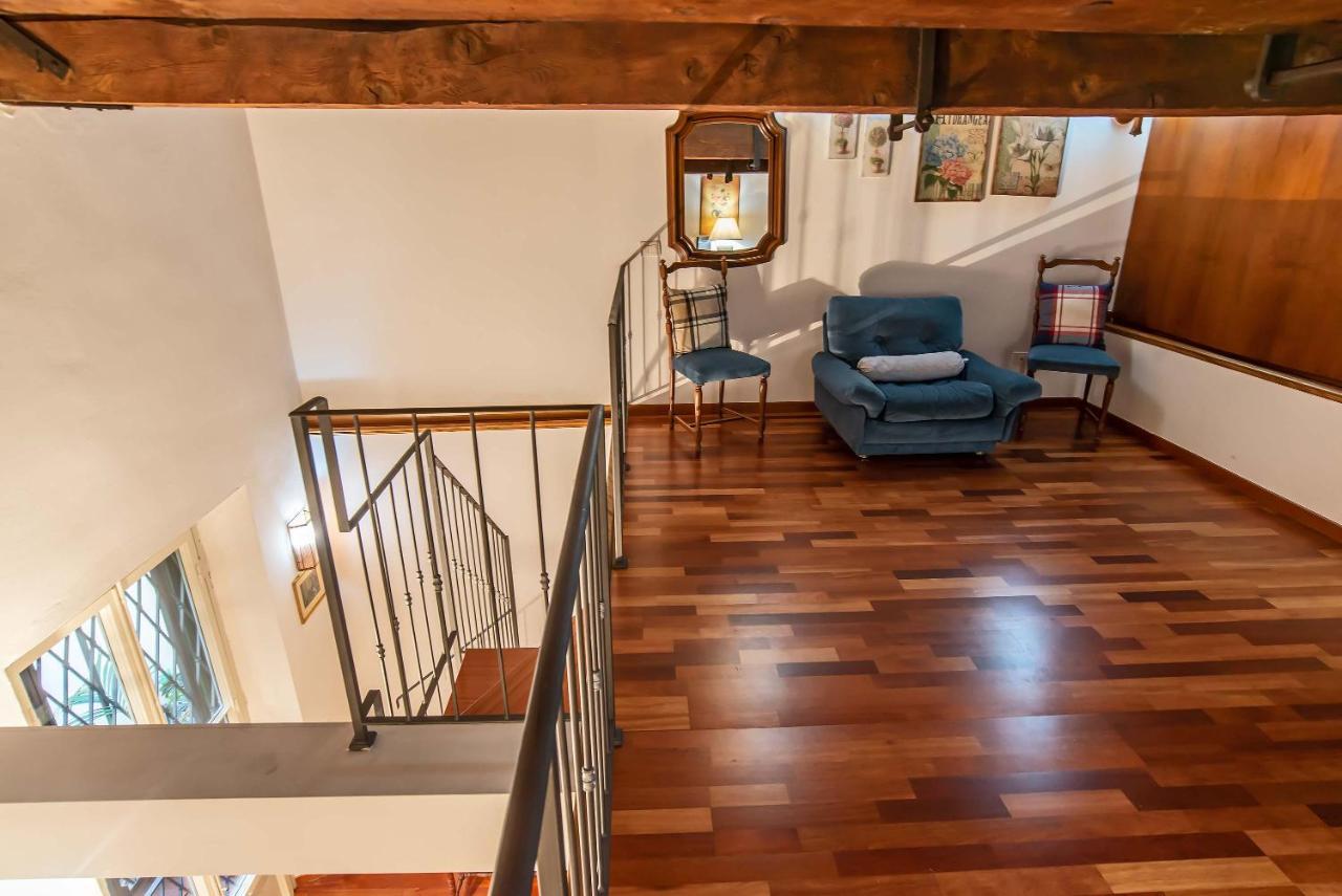 Mdr Antinori Apartment