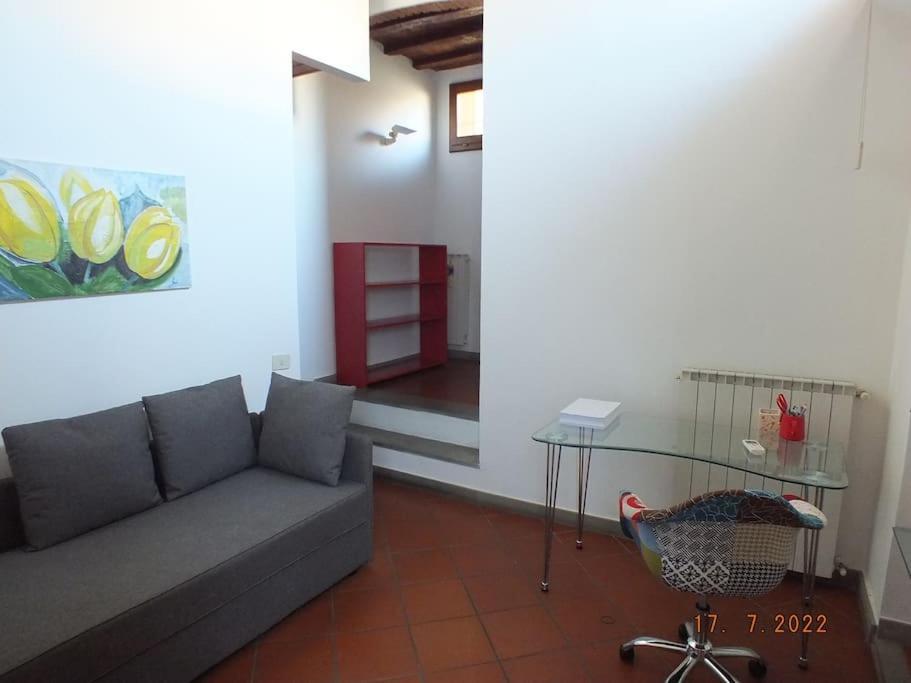 And Quiet Loft 5 Minutes Walk From The Duomo Apartment Florence