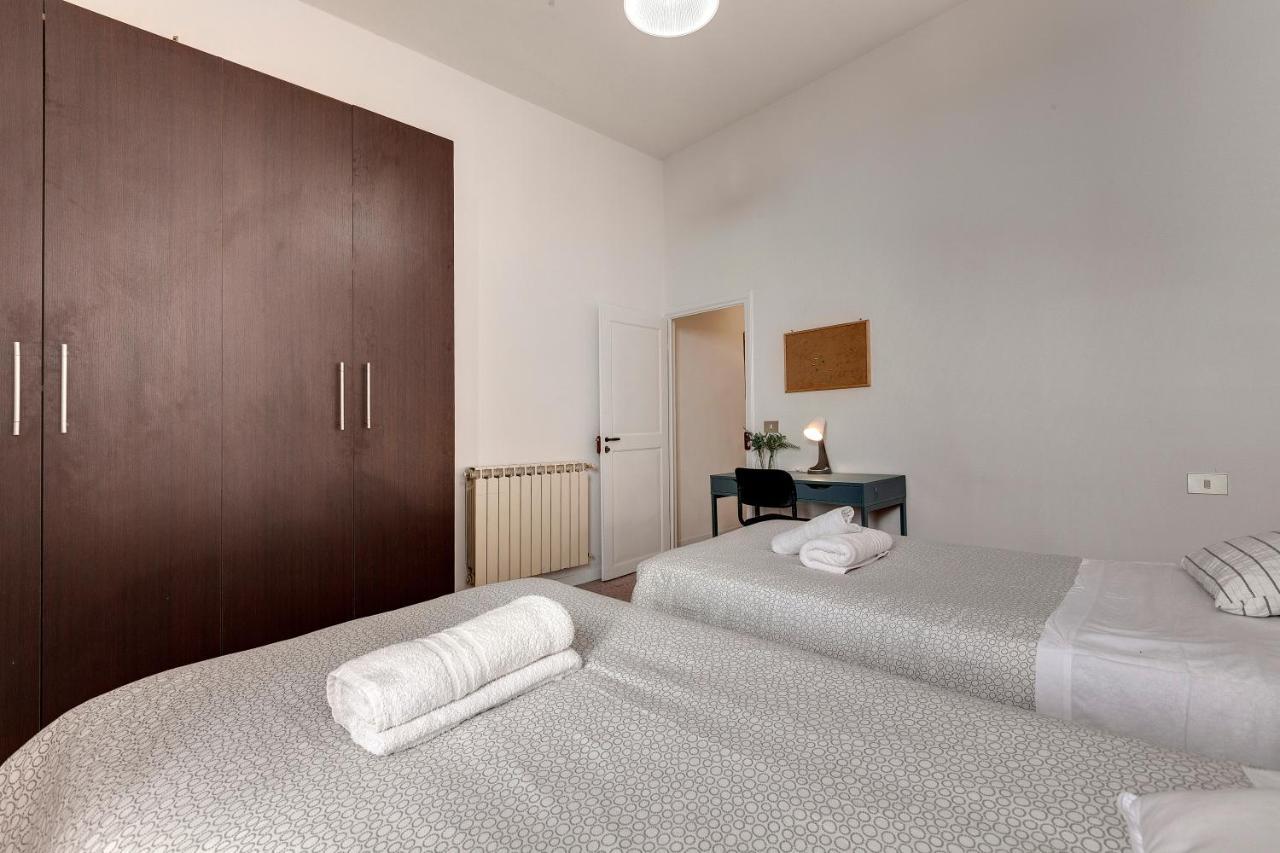 Apartment Greci 16 Iii *