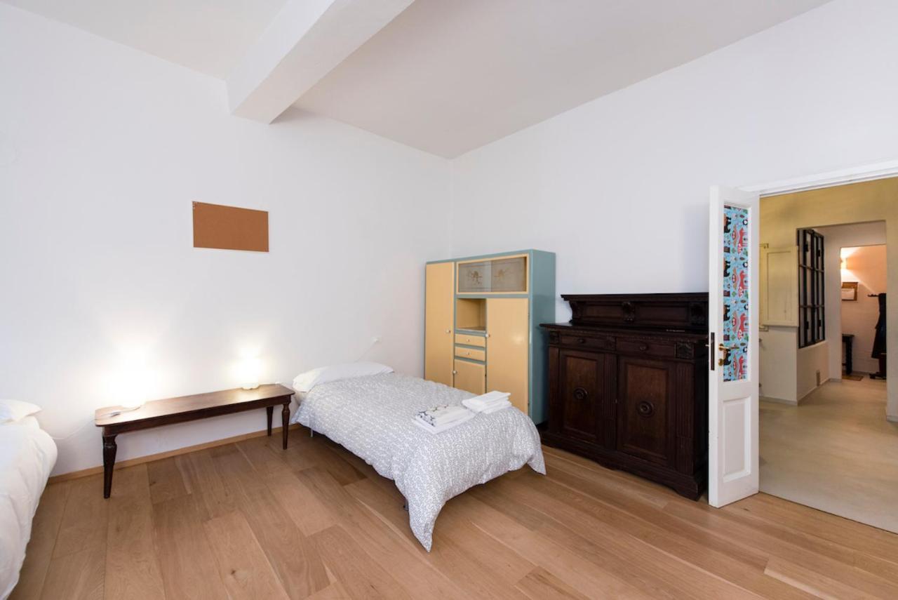 Pitti Three Apartment Florence