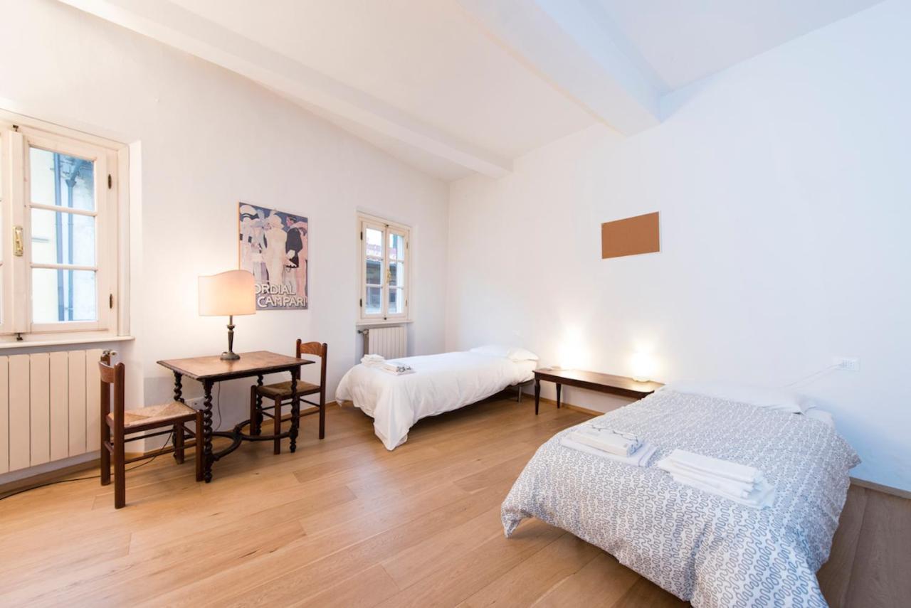 Pitti Three Apartment Florence