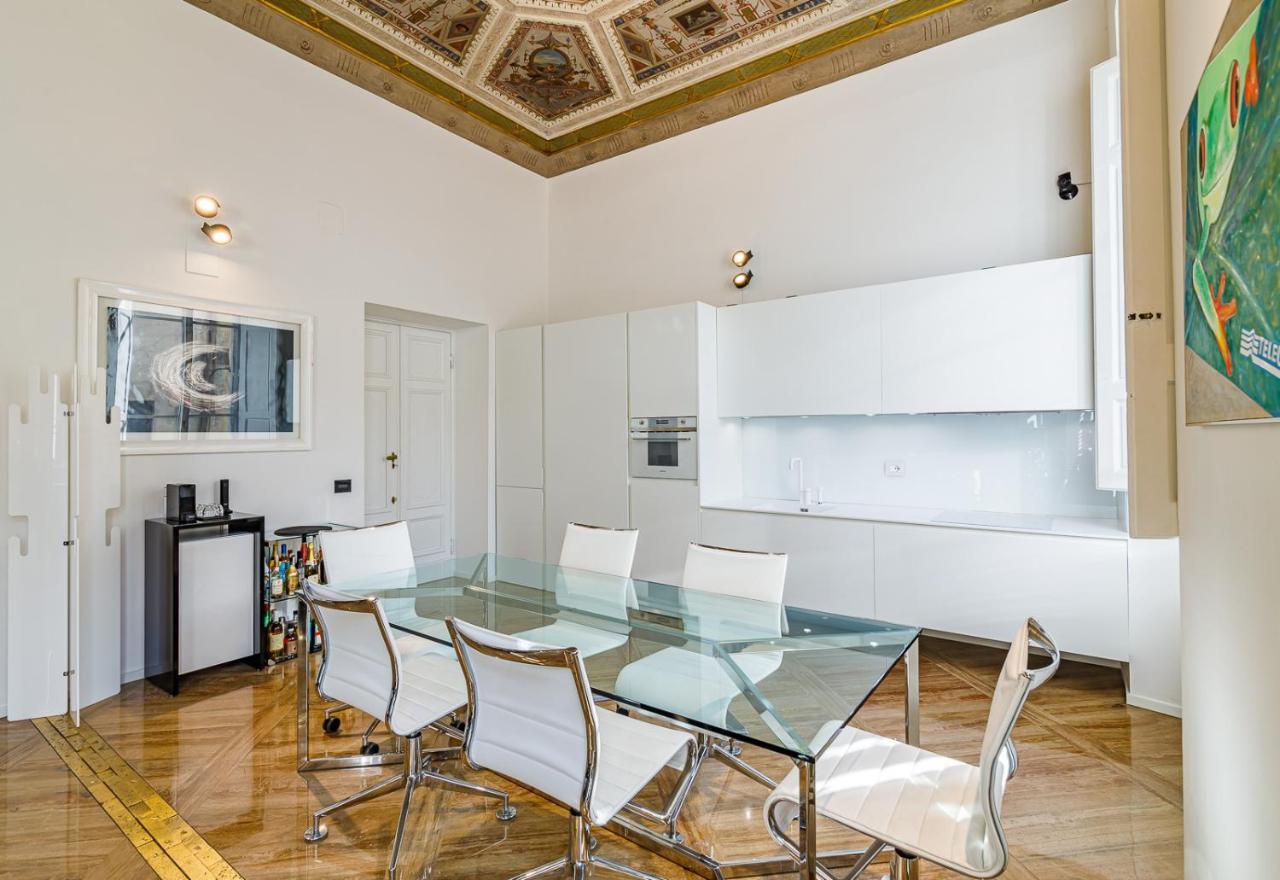 The House Of The Prime Minister Crispi Apartment Florence